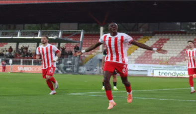 Maç Boluspor’un 3-0’lık üstünlüğü ile sona erdi.