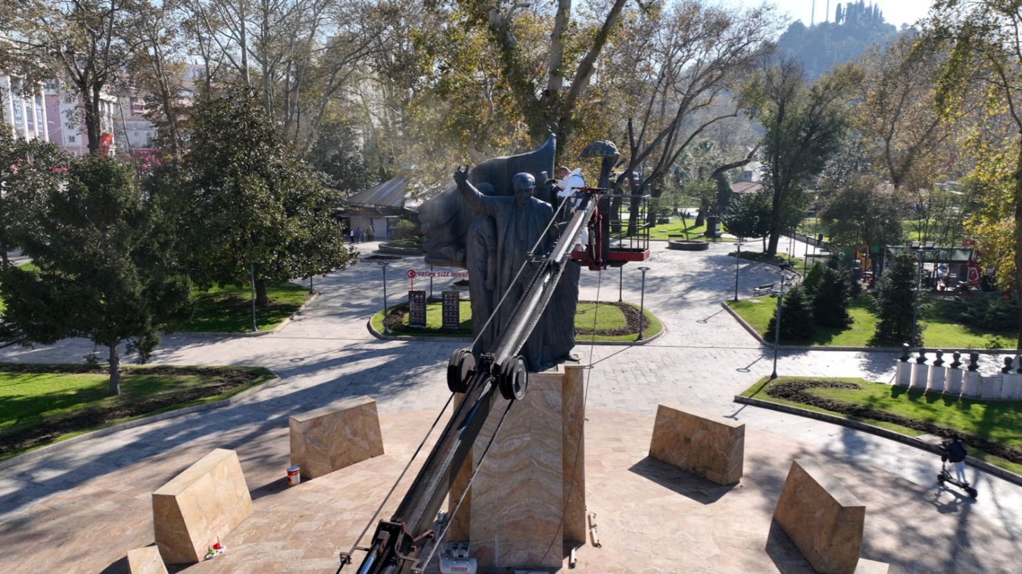 Kdz. Ereğli’de Atatürk büstleri ve anıtlar temizlendi…