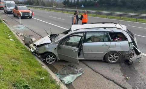 Otomobil takla attı; 2 yaralı…